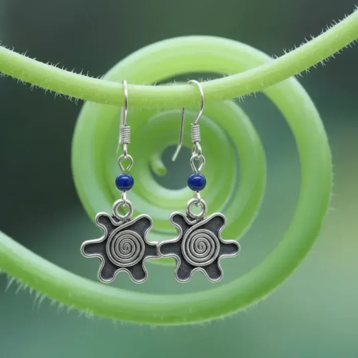 Aretes espiral flor corta