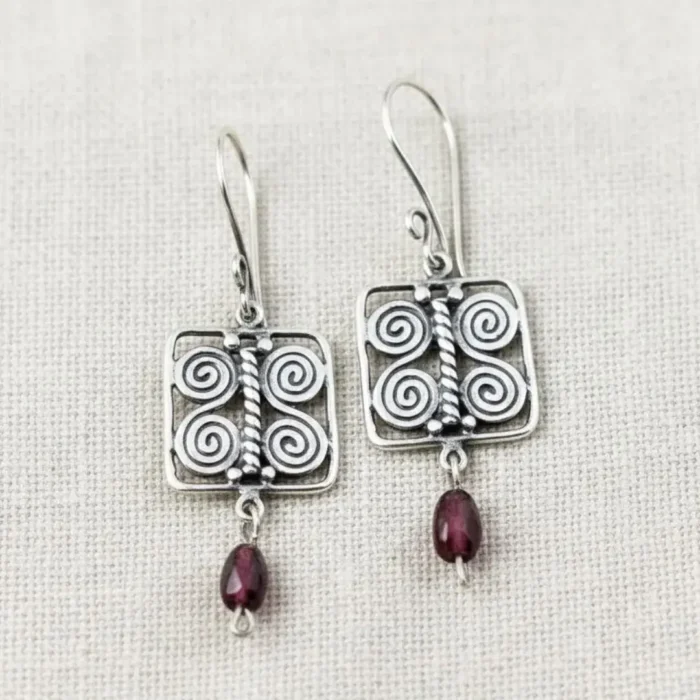 Aretes espiral y cuadro