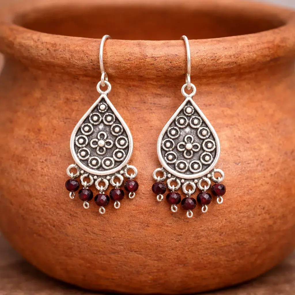 Aretes Hindú Gota con Piedras Colgantes - Imagen 2
